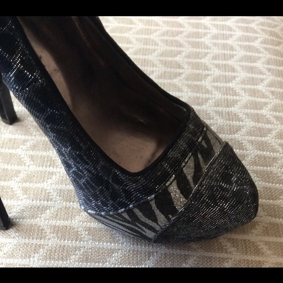 QUPID STILETTO PLATFORM HEELS SIZE 9 SEXY - Picture 3 of 8